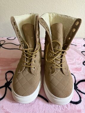 JustFab Quilted Lace-Up Ankle Boots in Tan